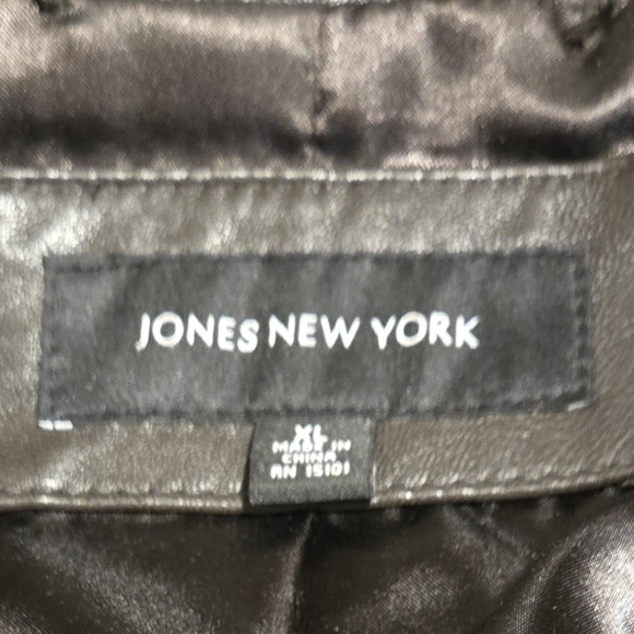 Soft Leather Jacket - Picture 4 of 4